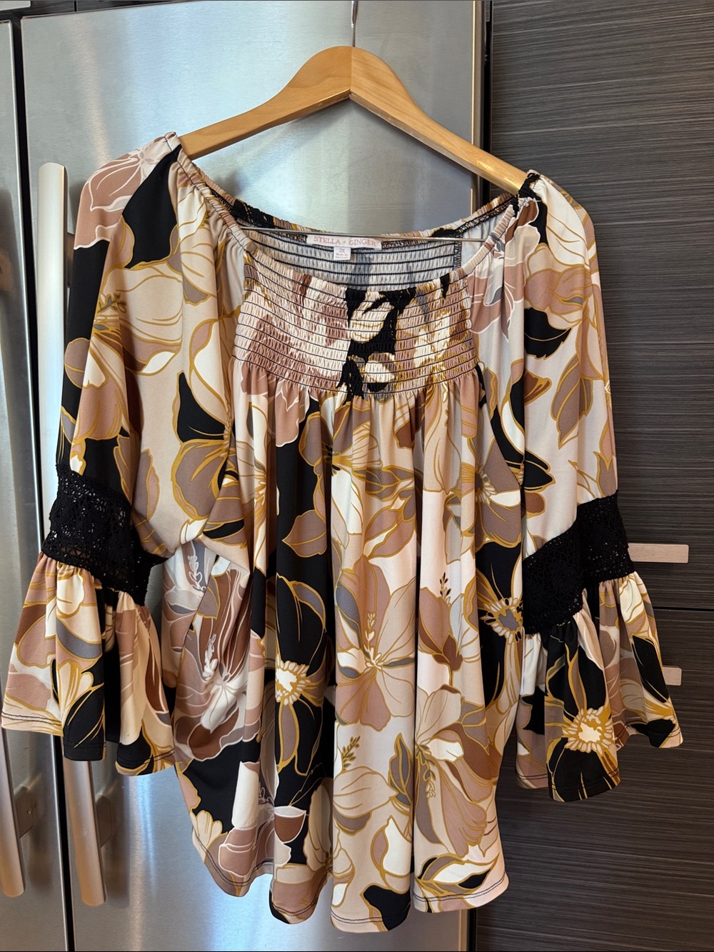 Smocked Off-Shoulder Floral Tunic in Black and Blush brand new 🆕